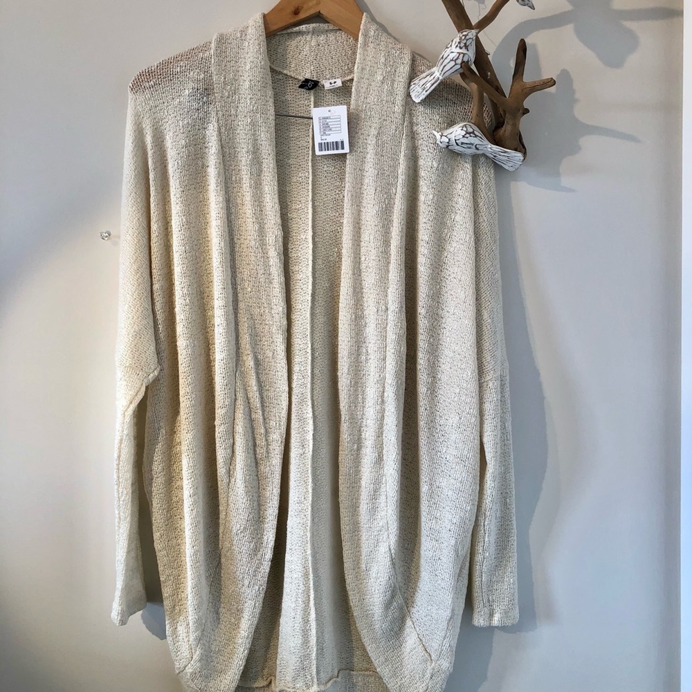 SzS BDG  NWT ivory cardigan